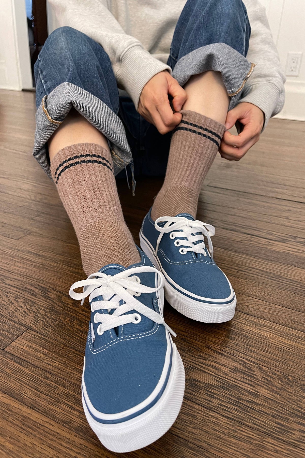 Boyfriend Socks: Parchment
